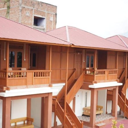 Granada Inn Palu Extérieur photo