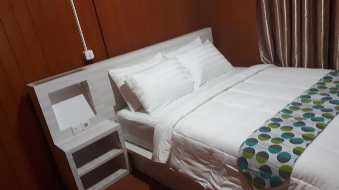 Granada Inn Palu Extérieur photo