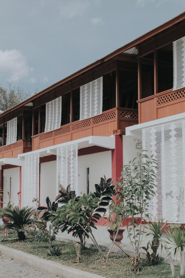 Granada Inn Palu Extérieur photo