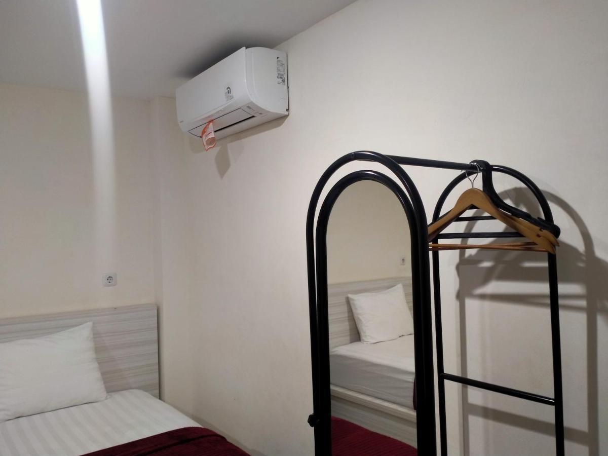 Granada Inn Palu Extérieur photo