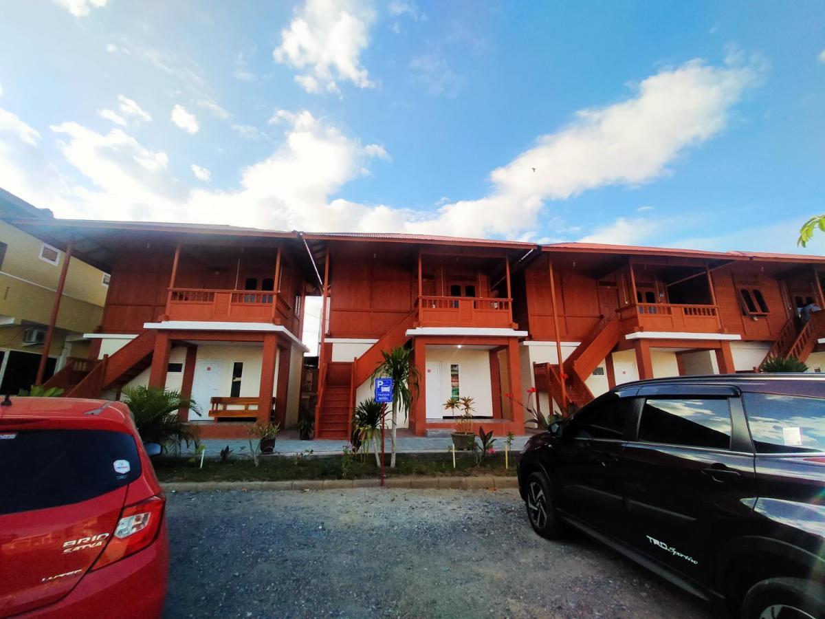 Granada Inn Palu Extérieur photo