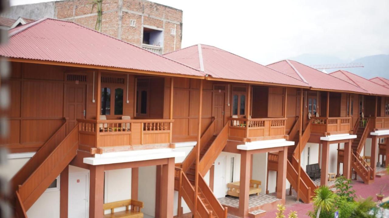 Granada Inn Palu Extérieur photo