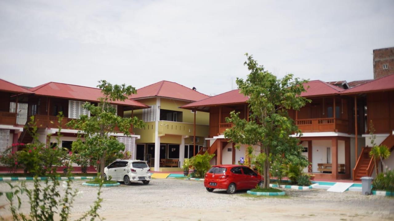 Granada Inn Palu Extérieur photo